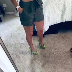 Olive green silky shorts (lines) with bow tie